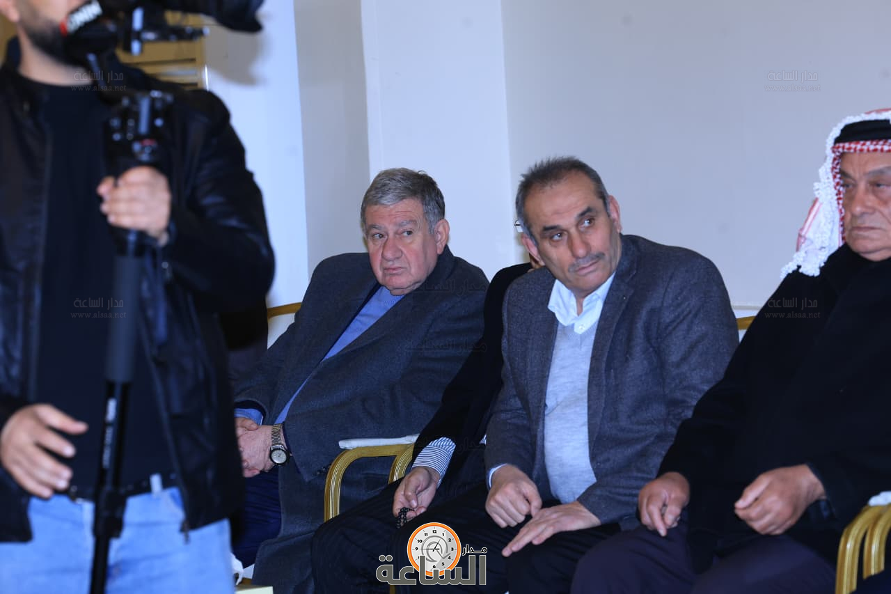 Madar Al-Saa Images 0.7321389636684583