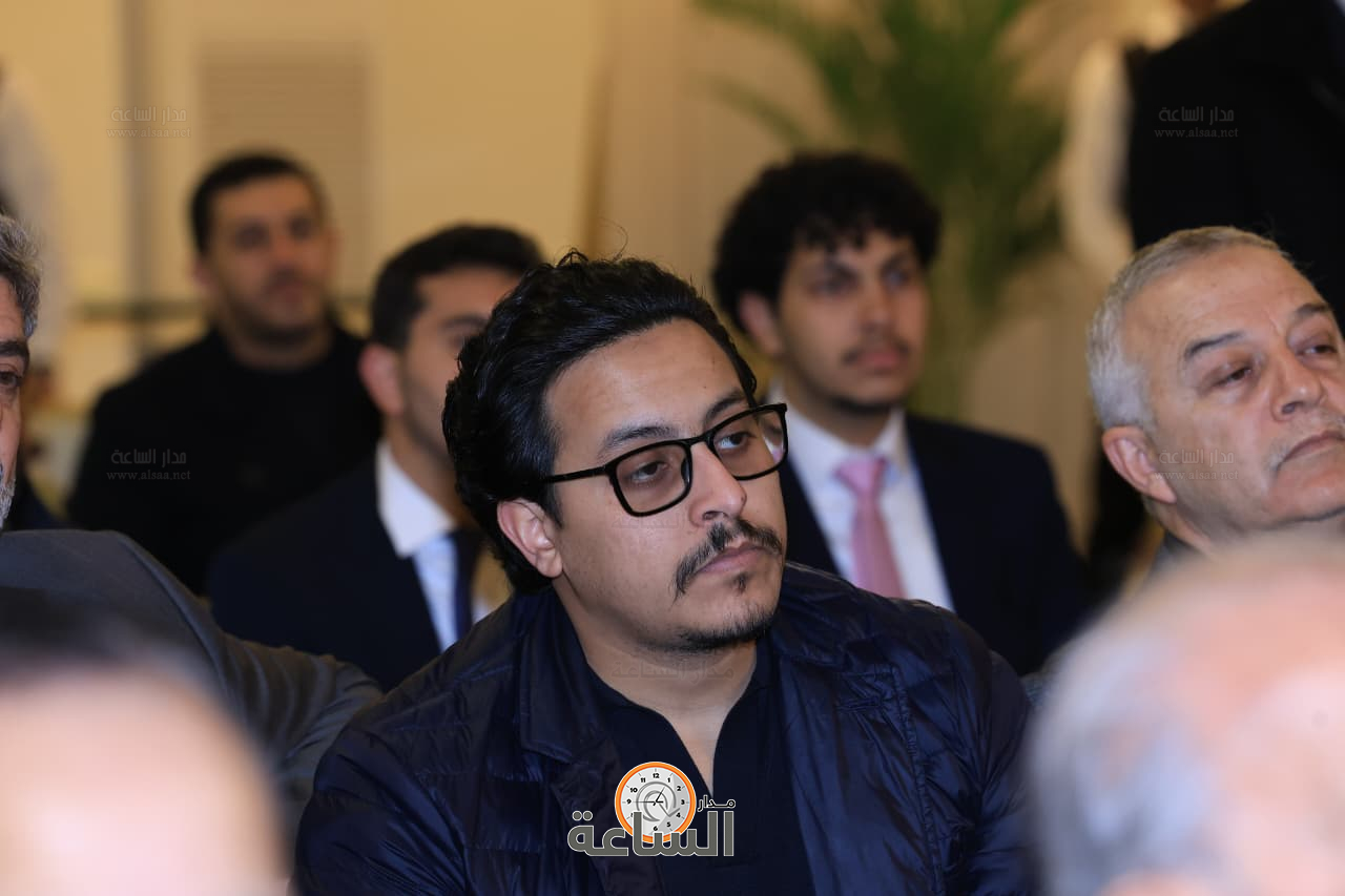 Madar Al-Saa Images 0.22311890350158836