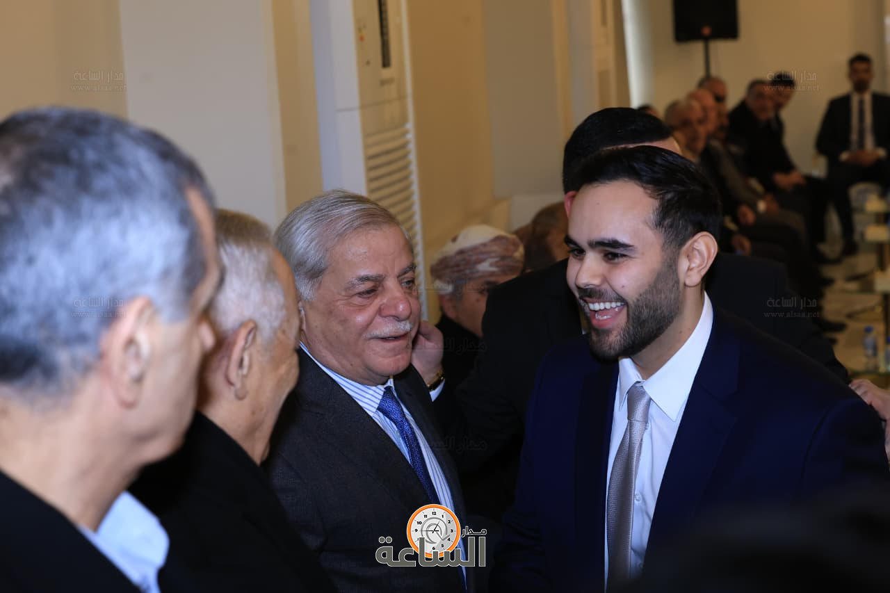 Madar Al-Saa Images 0.04221116484445342