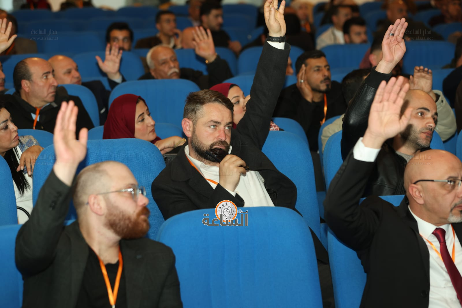 Madar Al-Saa Images 0.8347533632689289