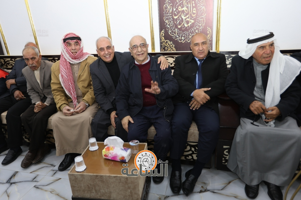 Madar Al-Saa Images 0.7664075553036742