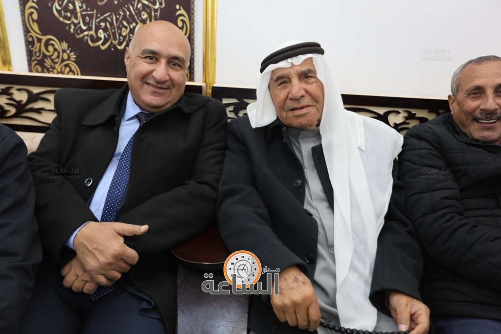 Madar Al-Saa Images 0.5446129329578798