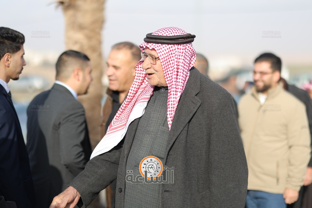 Madar Al-Saa Images 0.8394417858484707