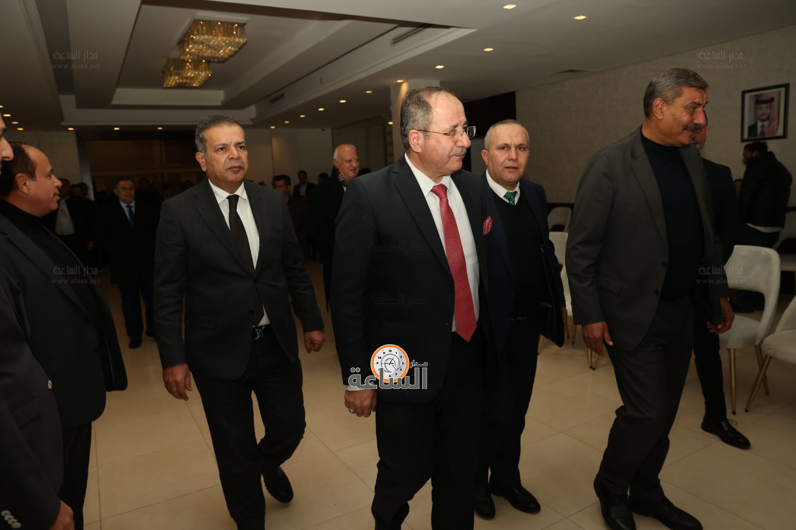 Madar Al-Saa Images 0.1545302041984814