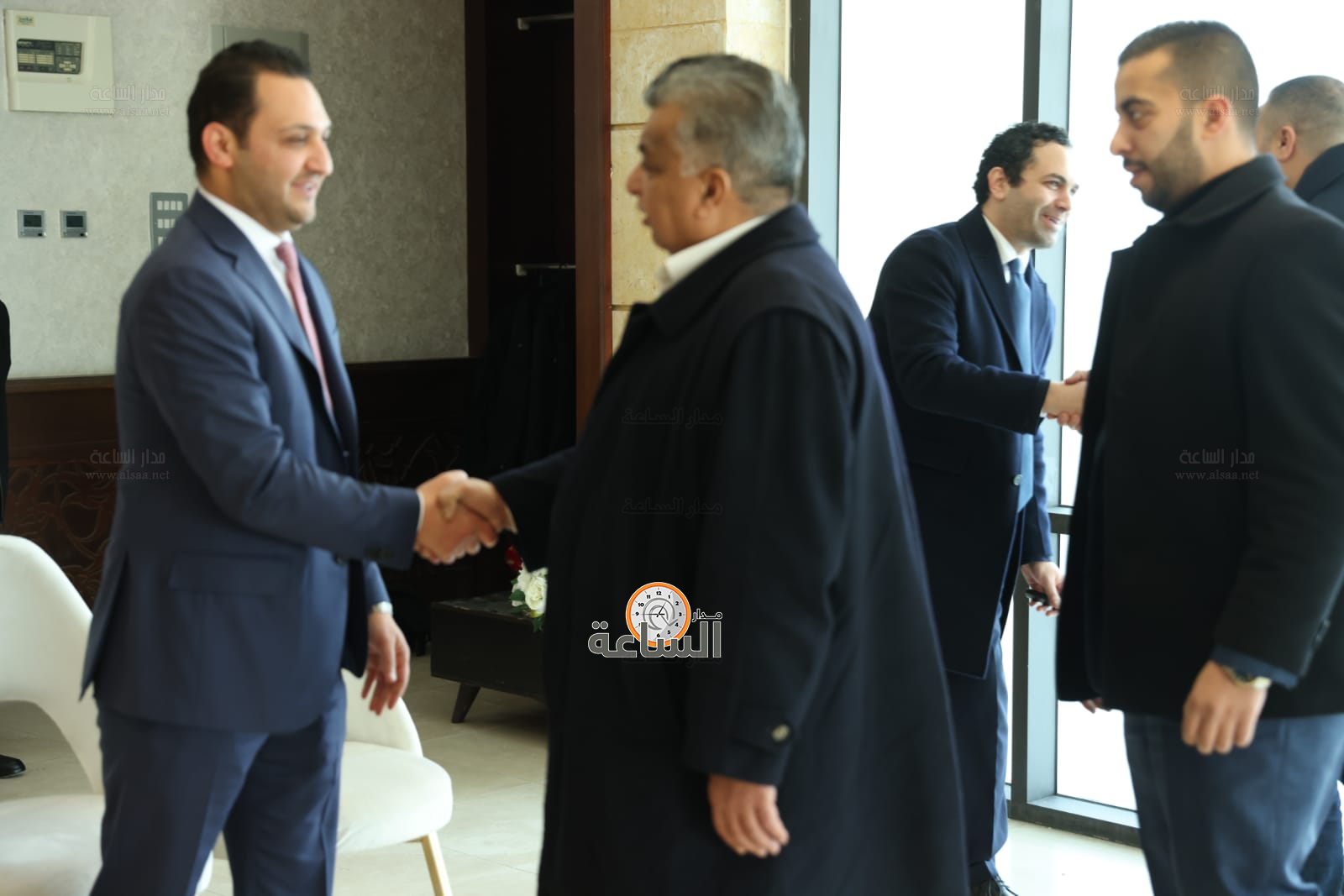 Madar Al-Saa Images 0.18363835129633432