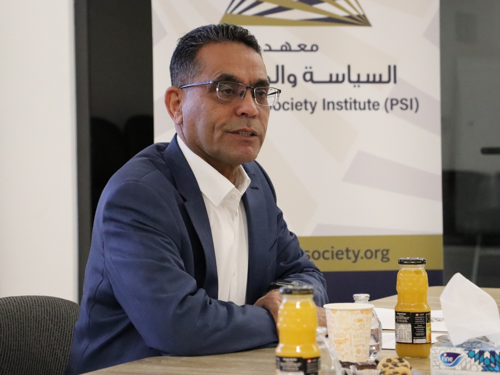 Madar Al-Saa Images 0.23986243811065533