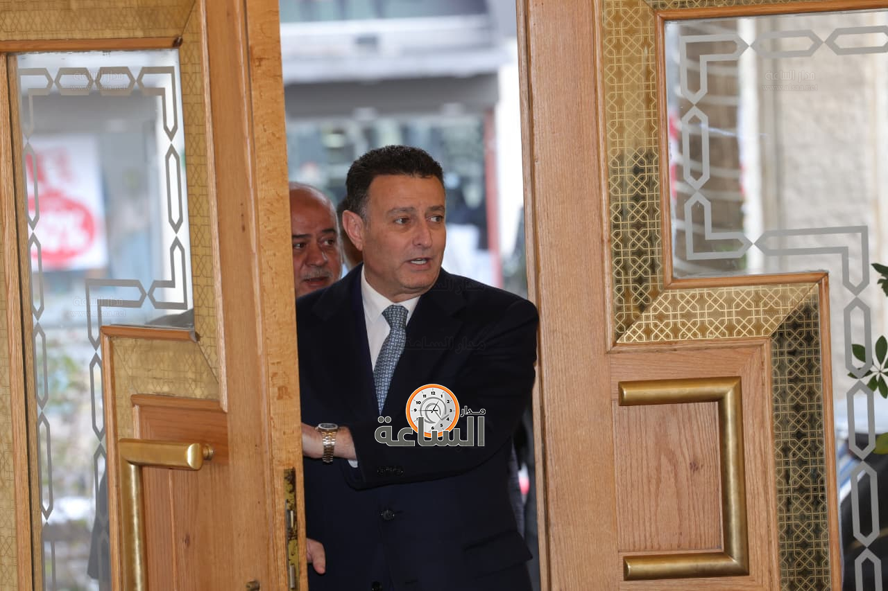 Madar Al-Saa Images 0.49513692725764247