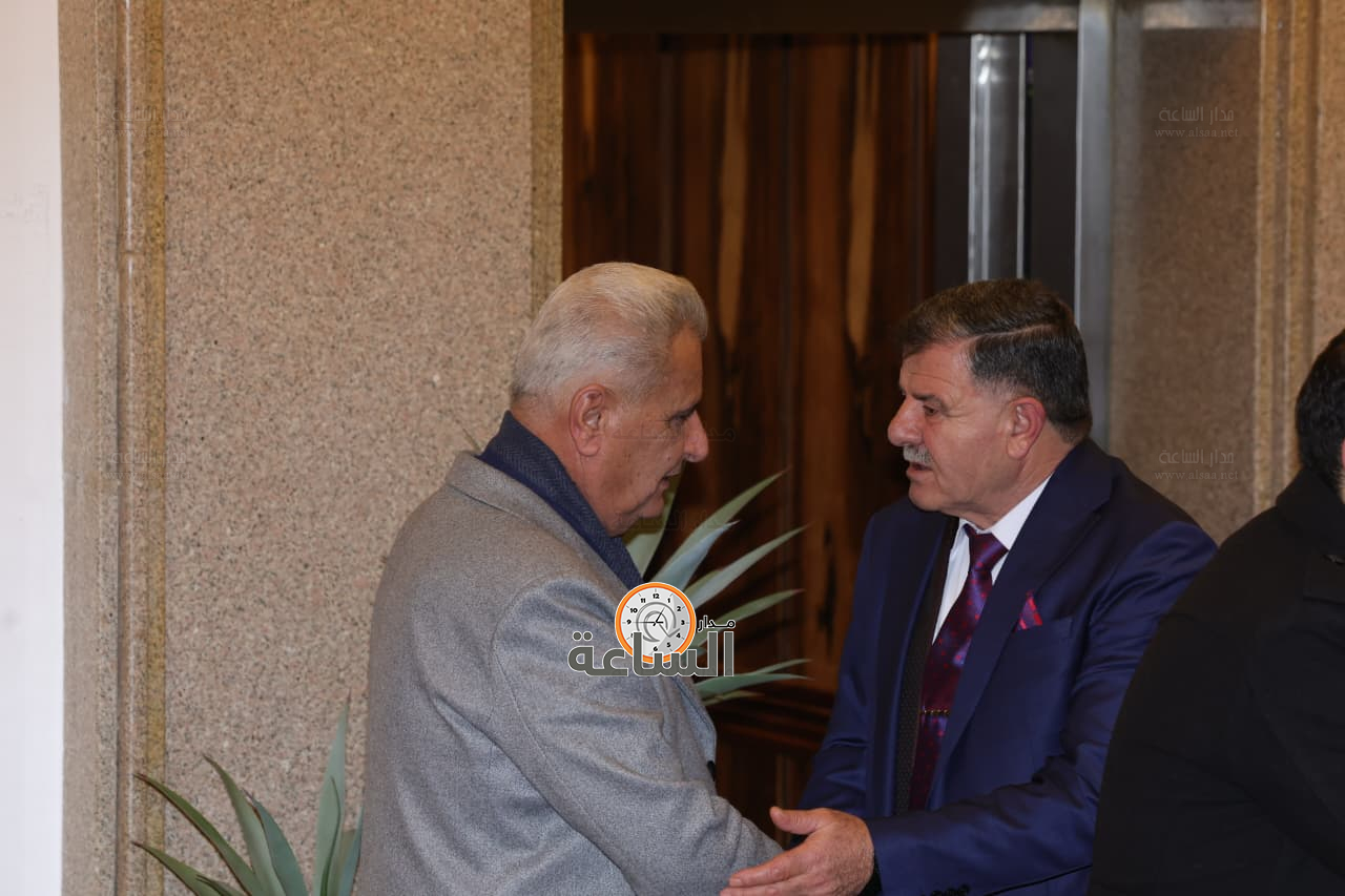 Madar Al-Saa Images 0.3769451136153342