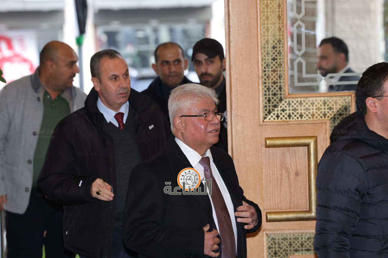 Madar Al-Saa Images 0.15869118624904643