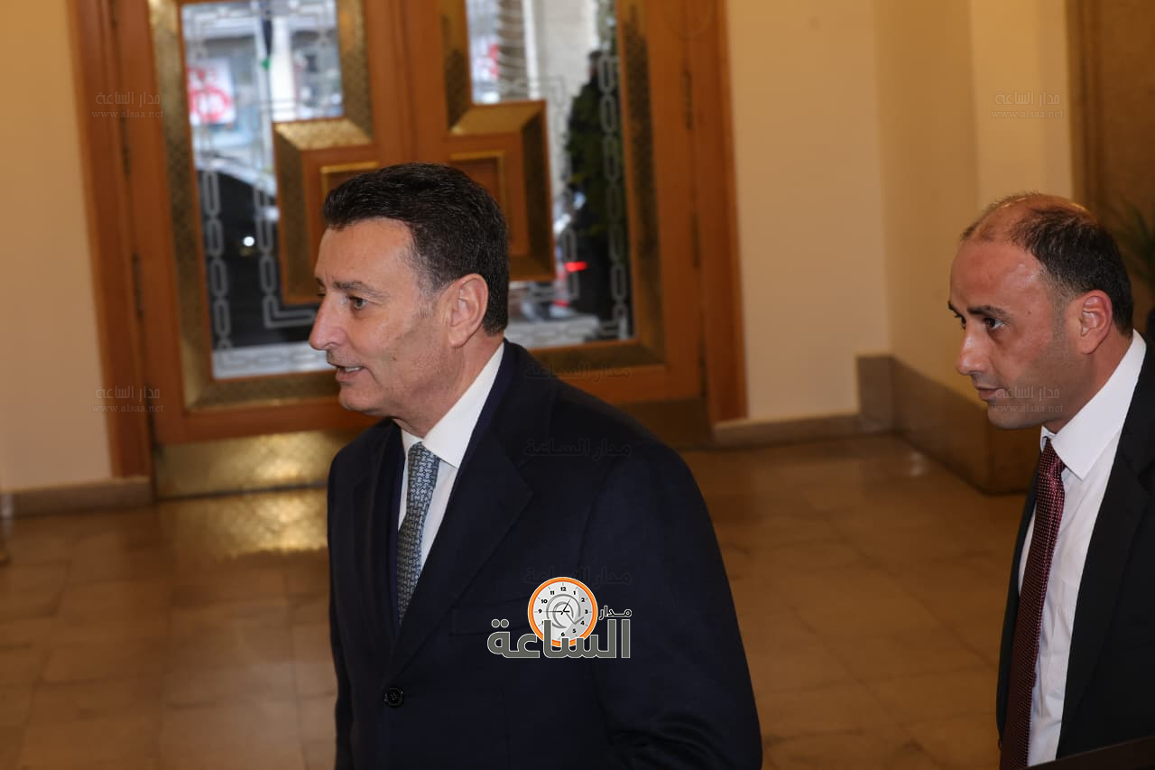 Madar Al-Saa Images 0.09690252102851526