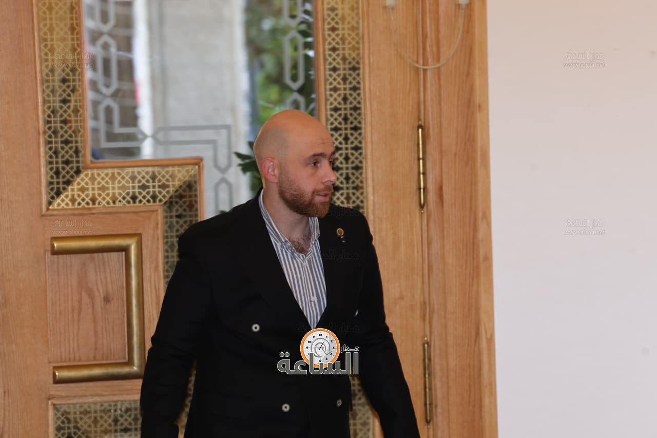 Madar Al-Saa Images 0.5700036918898373