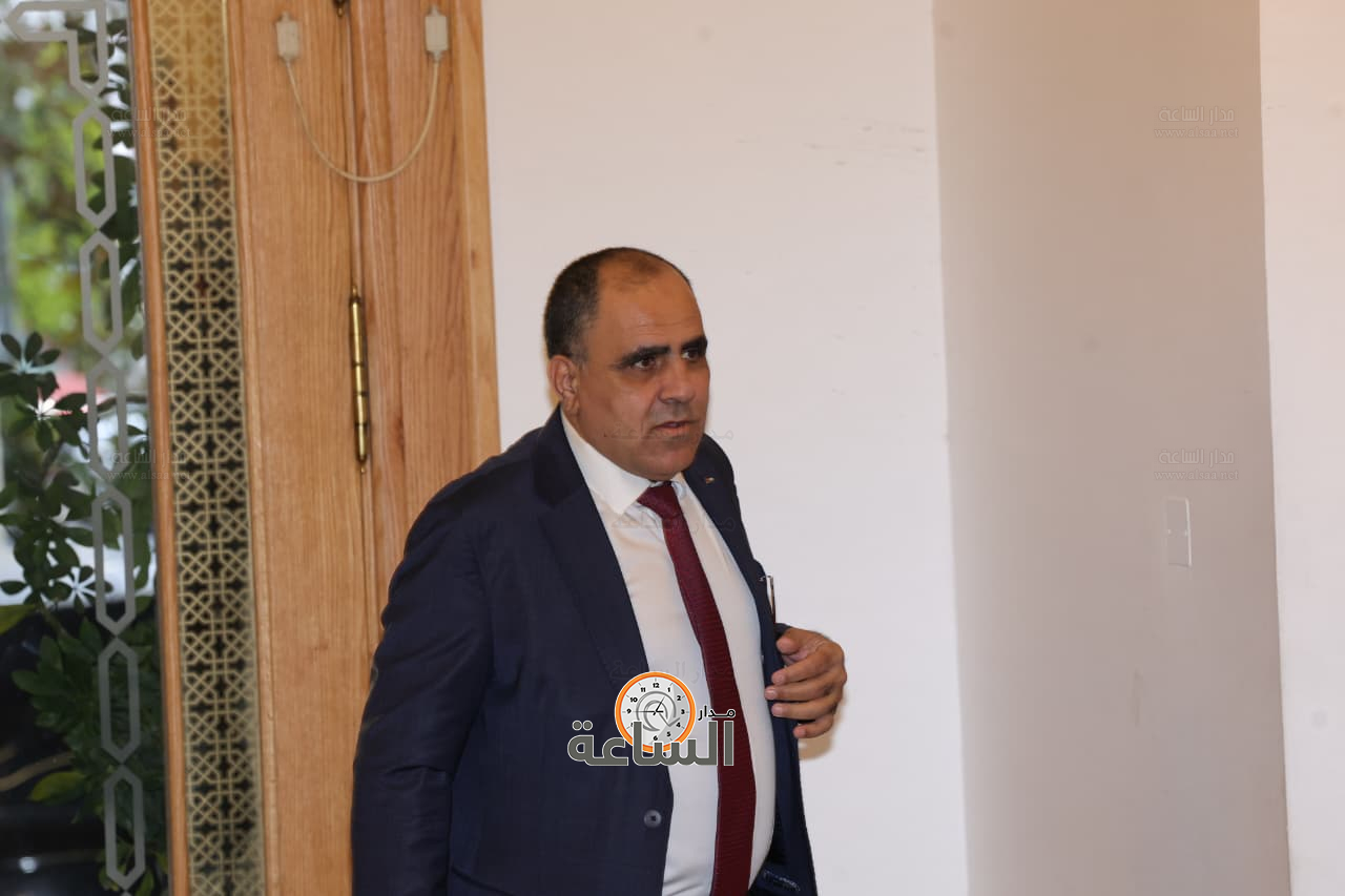 Madar Al-Saa Images 0.16946088959144556