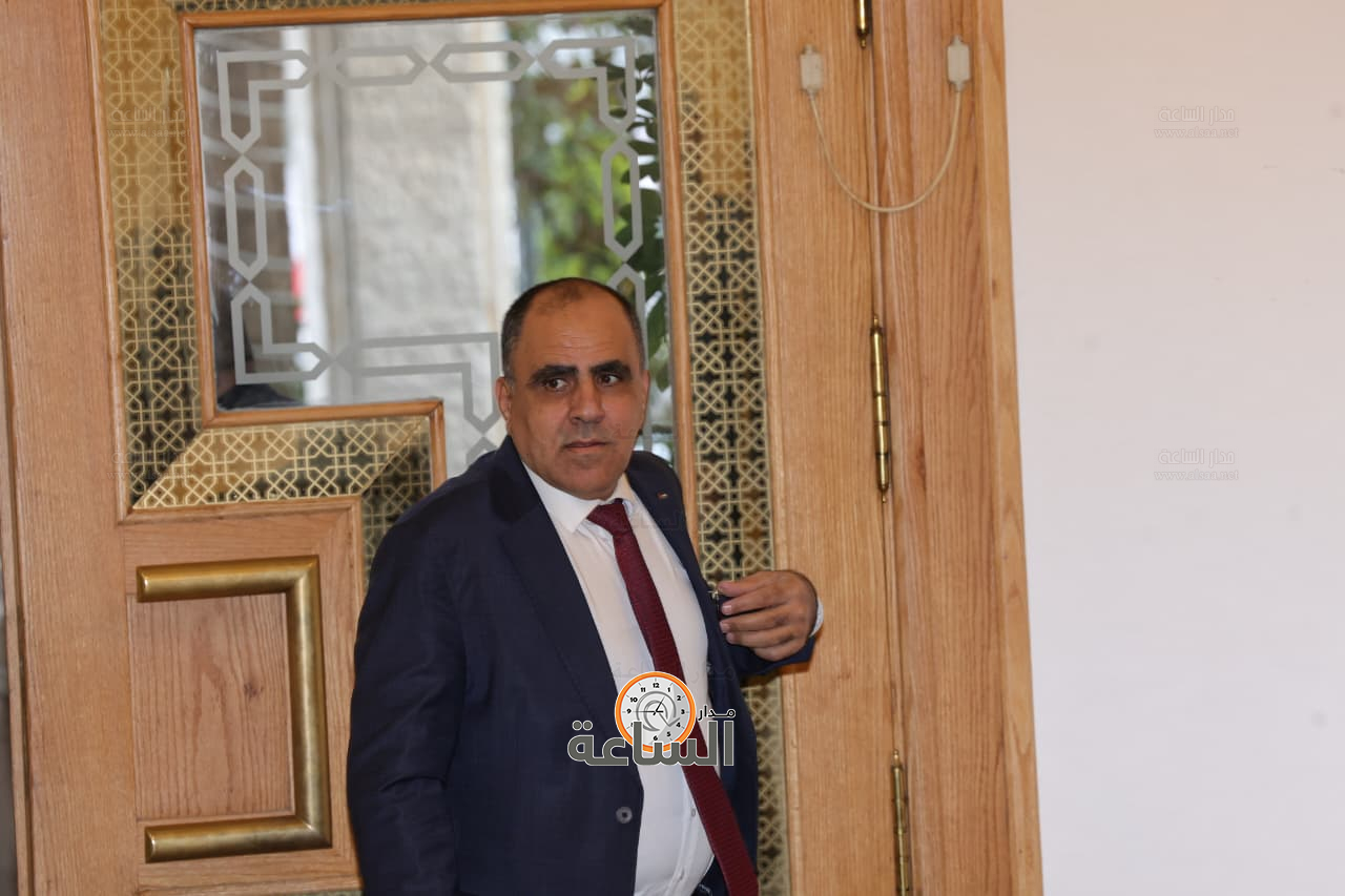 Madar Al-Saa Images 0.04421021968724115