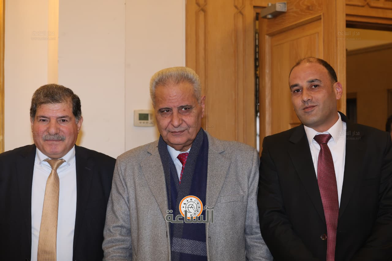 Madar Al-Saa Images 0.7039426154069569