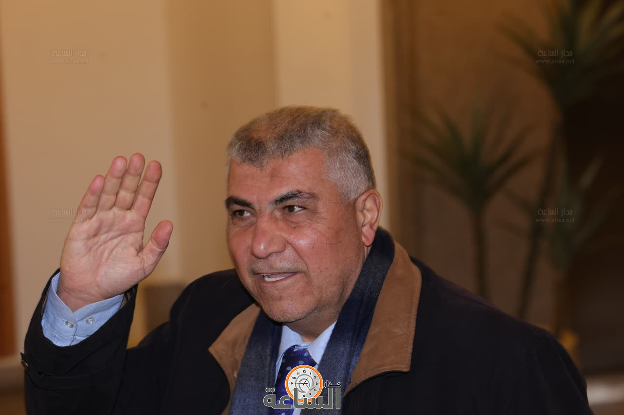 Madar Al-Saa Images 0.6512660871683409