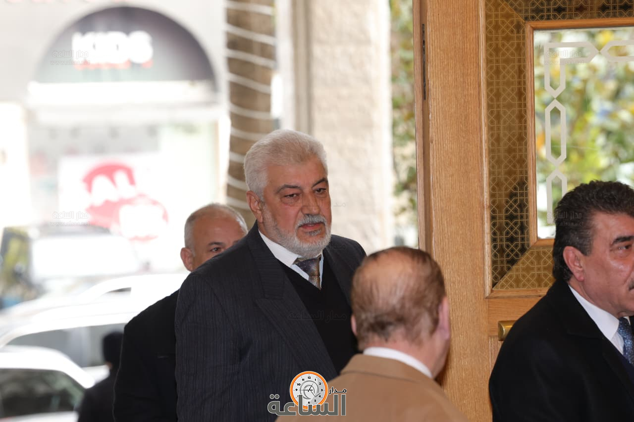 Madar Al-Saa Images 0.456736364602483