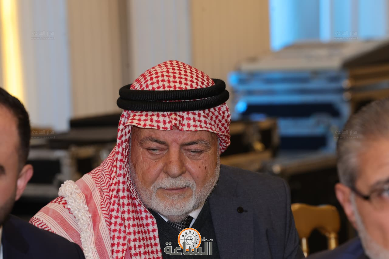 Madar Al-Saa Images 0.6774075697000496