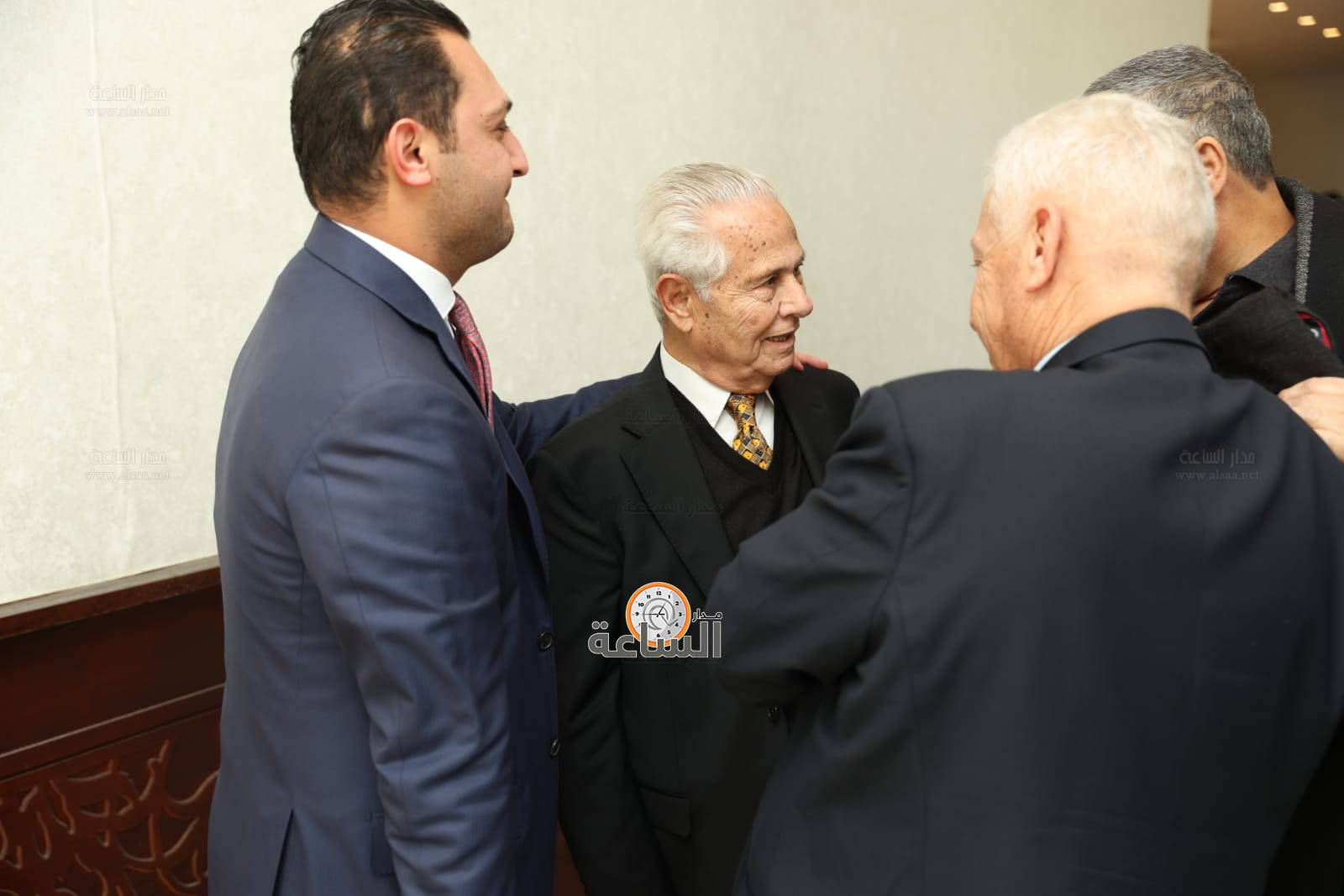 Madar Al-Saa Images 0.20632422252532434