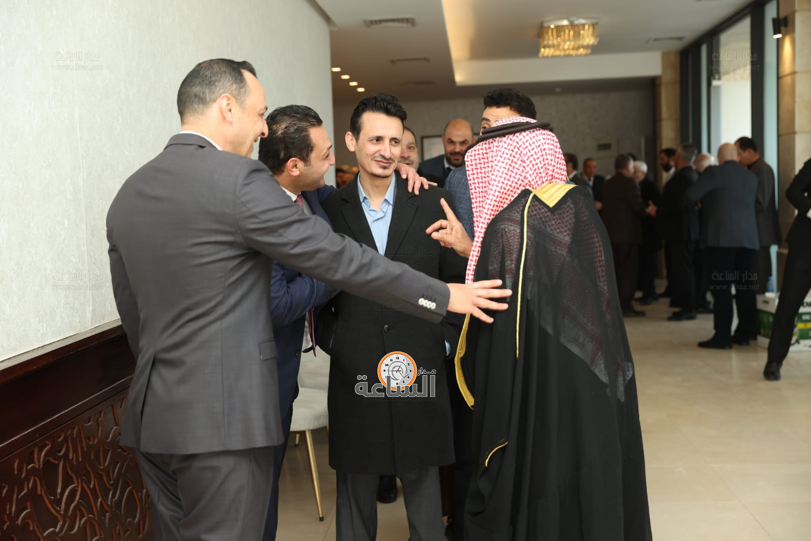 Madar Al-Saa Images 0.7690747362387671