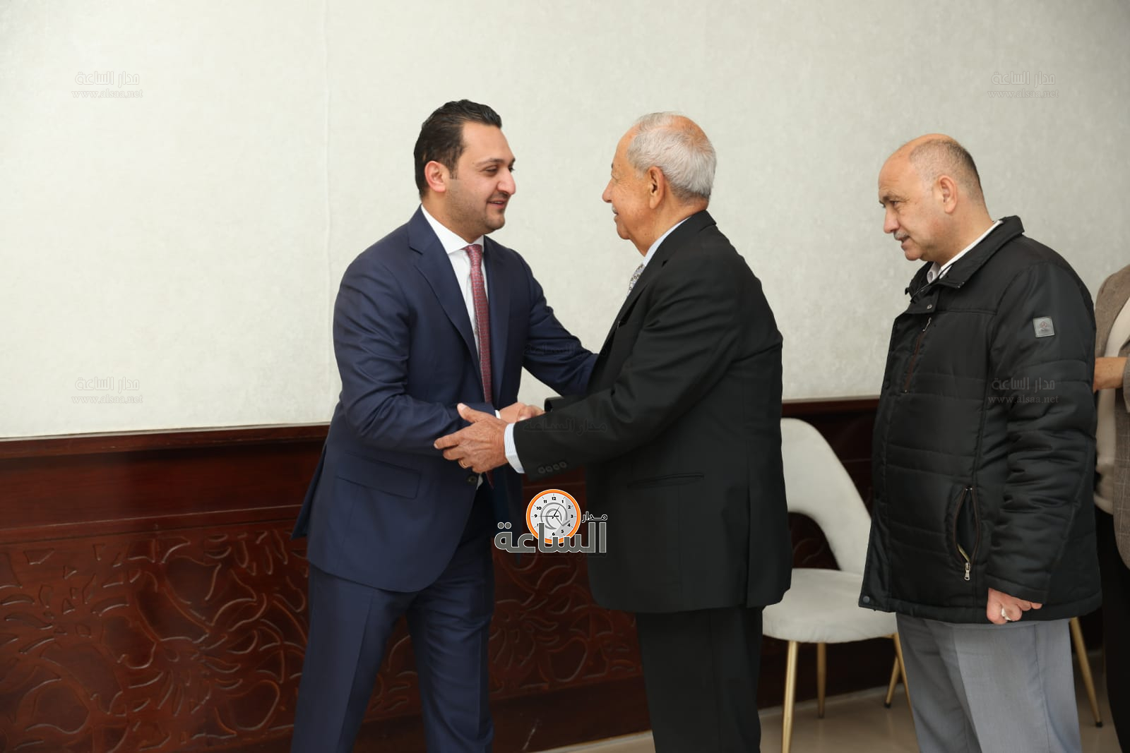 Madar Al-Saa Images 0.09476439876490172