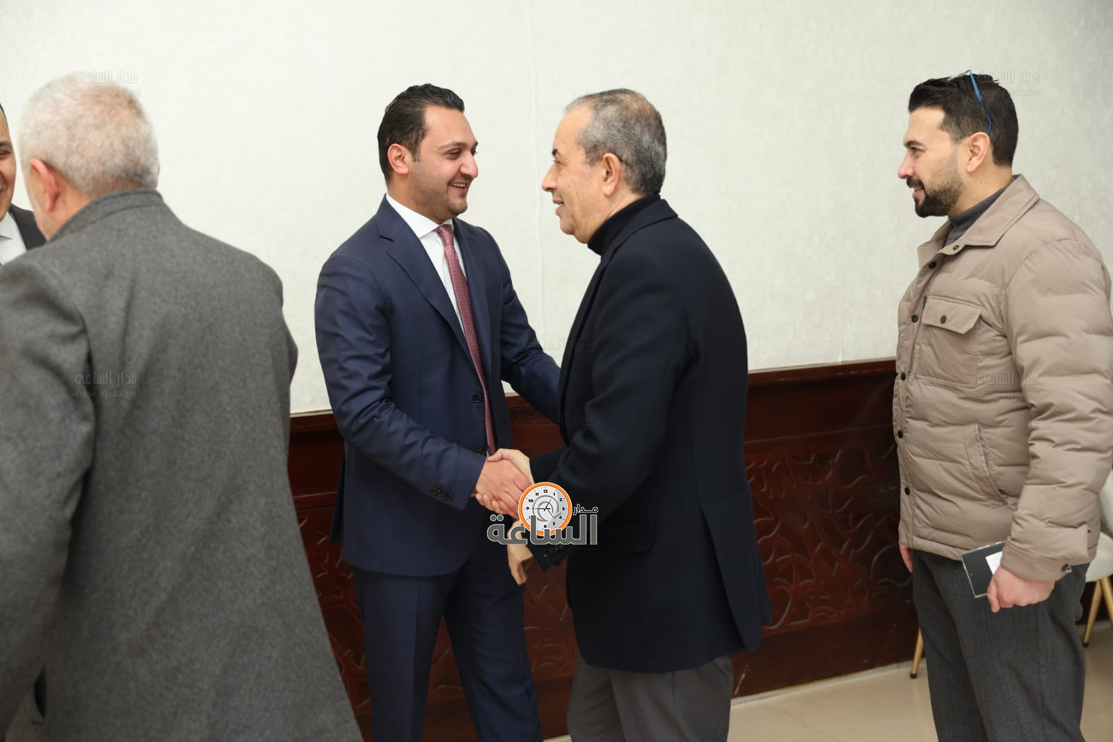 Madar Al-Saa Images 0.9535483118986777