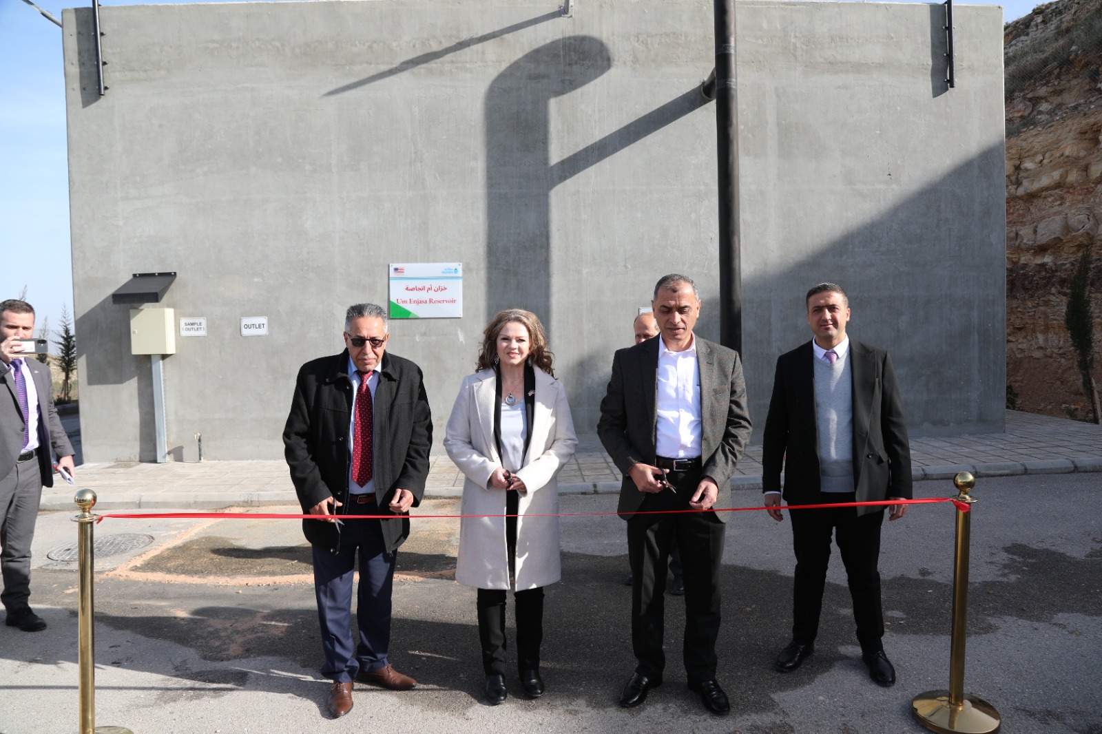 Madar Al-Saa Images 0.037080250770729184