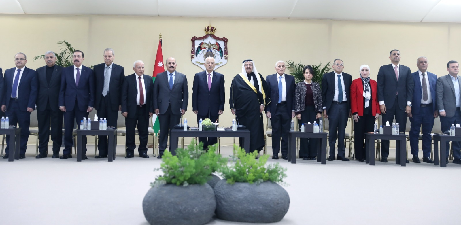 Madar Al-Saa Images 0.1296054171330442