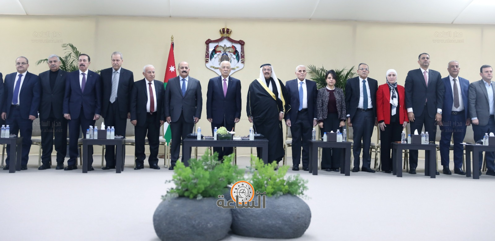 Madar Al-Saa Images 0.6469133856521134