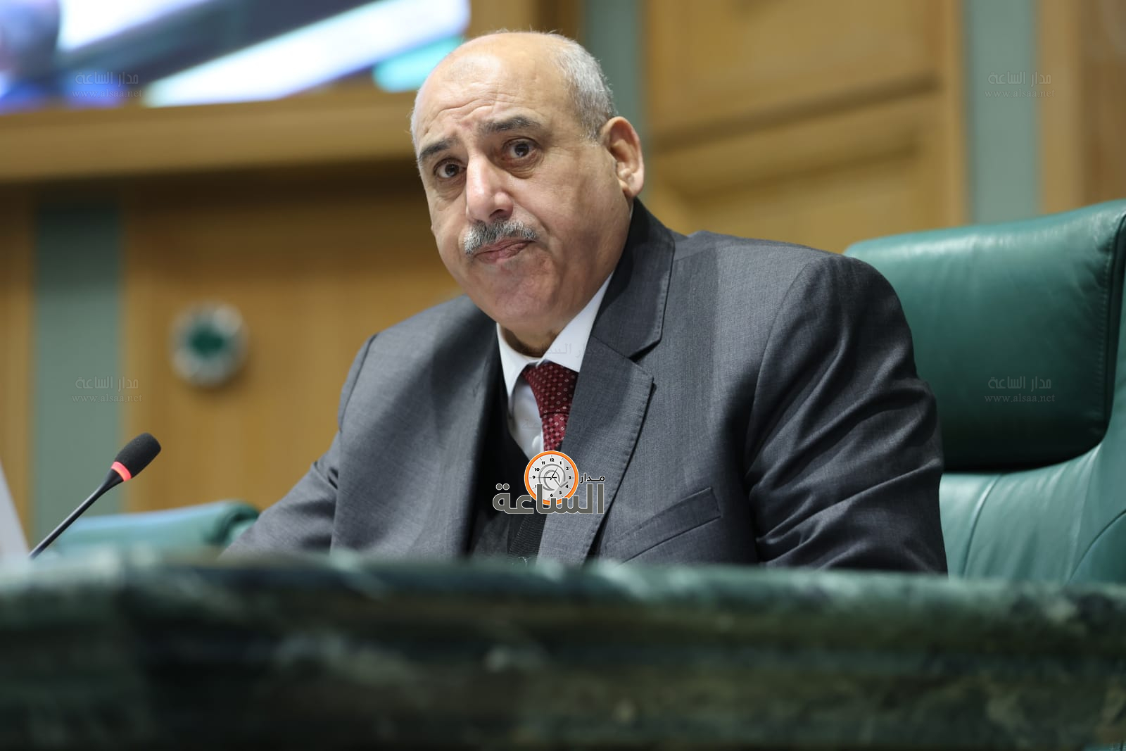 Madar Al-Saa Images 0.41776737395769326