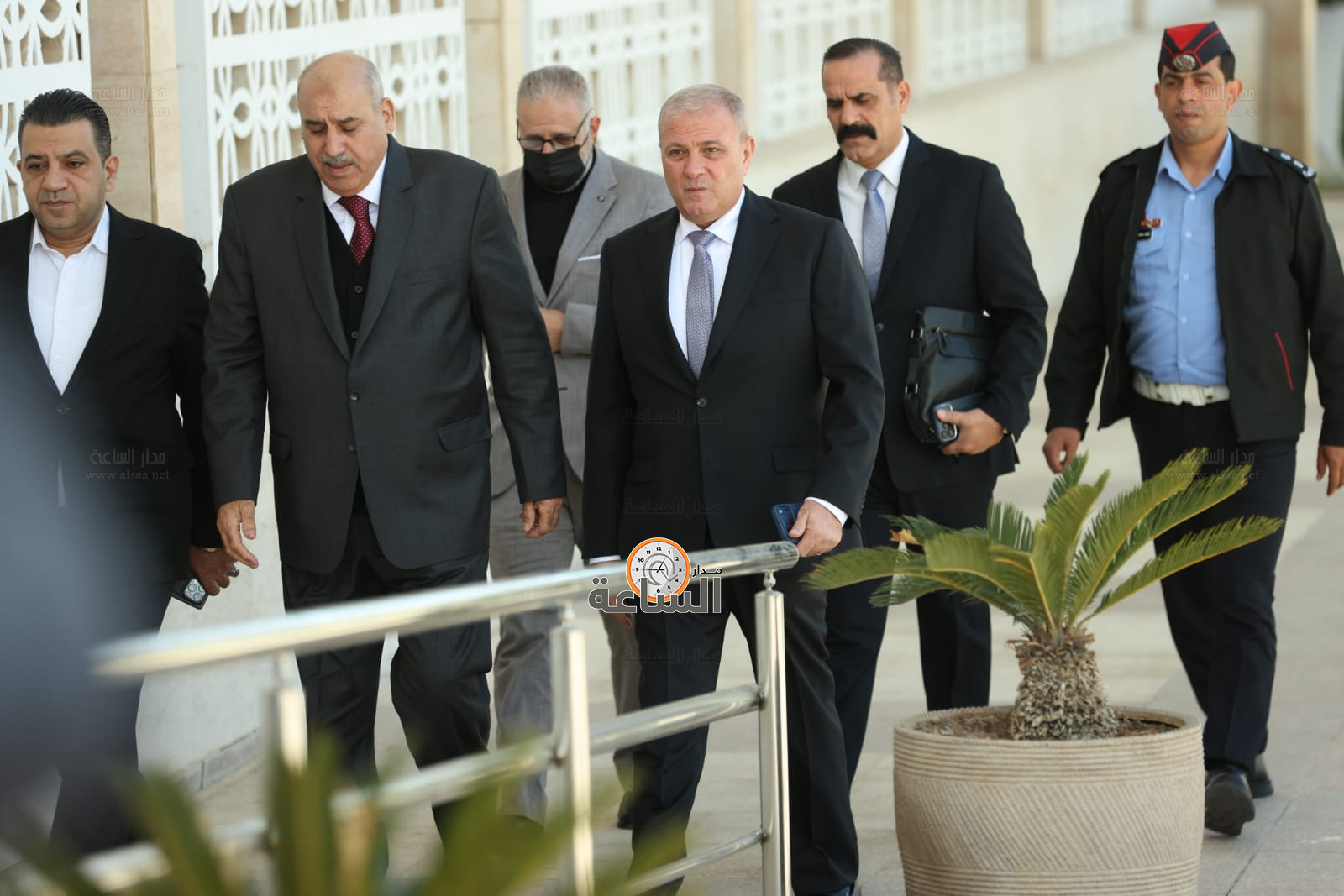 Madar Al-Saa Images 0.25090692839378703