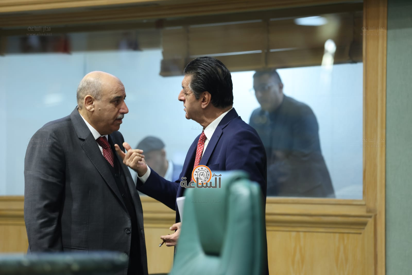 Madar Al-Saa Images 0.731701090012527