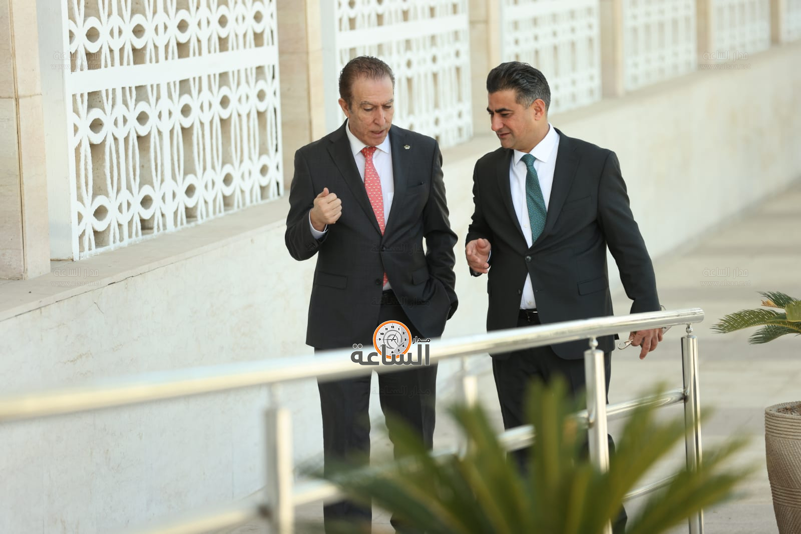 Madar Al-Saa Images 0.8214508289249383