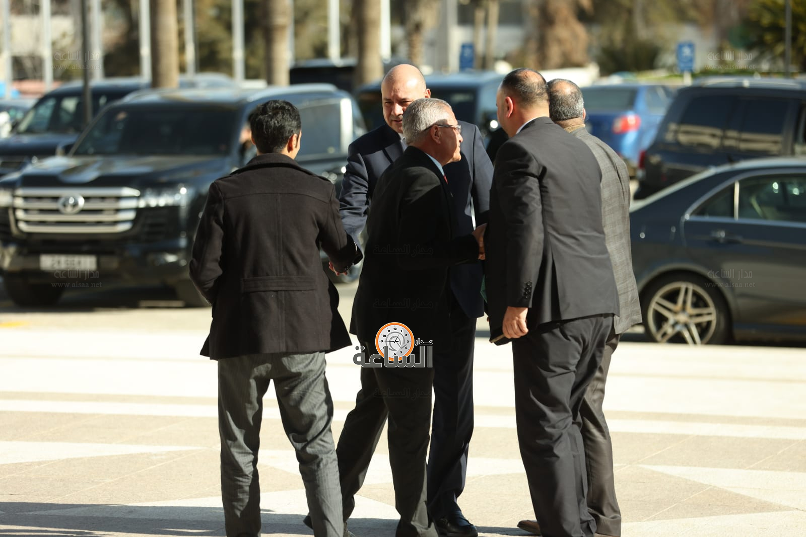 Madar Al-Saa Images 0.9223737720866084