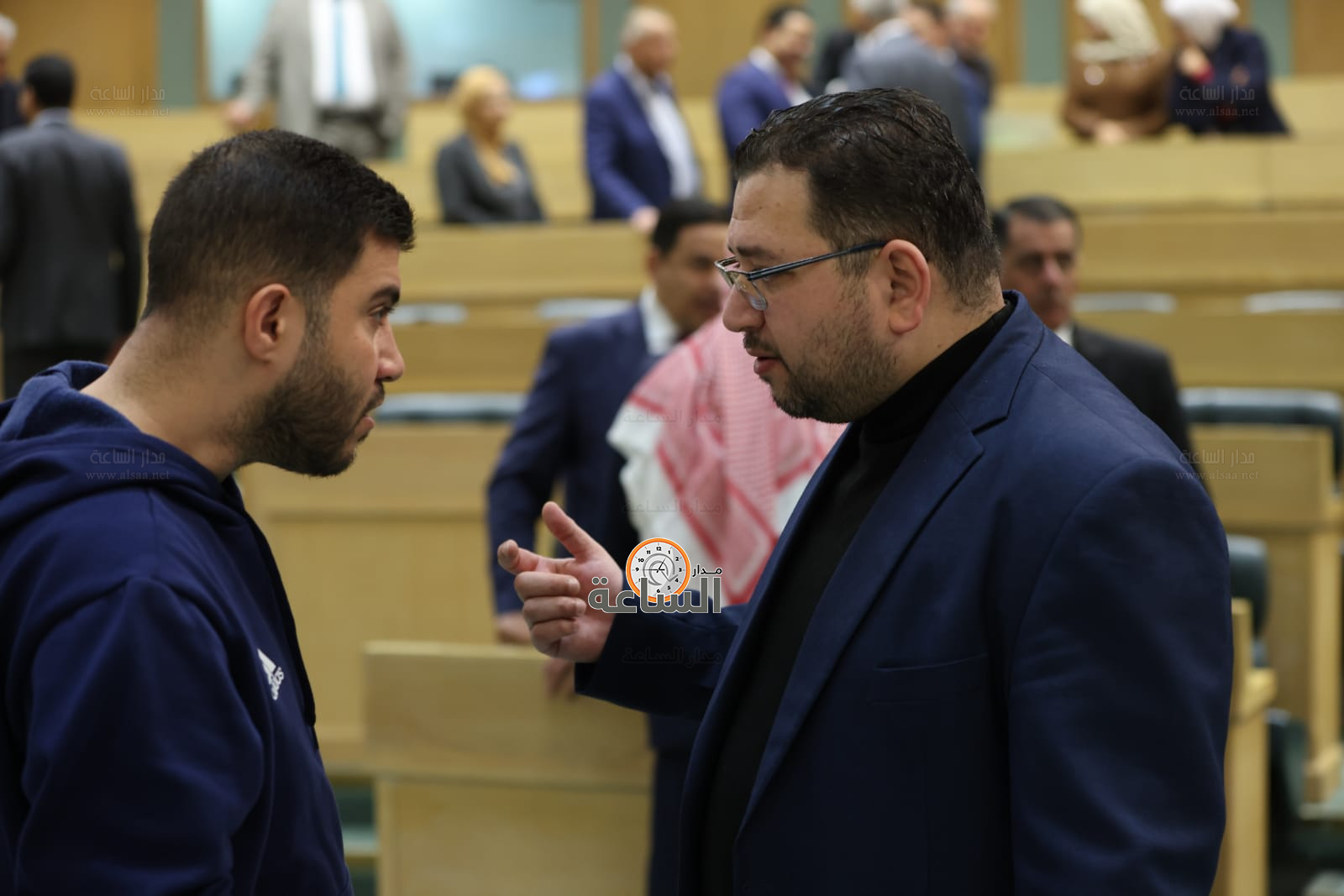 Madar Al-Saa Images 0.6155836160974951