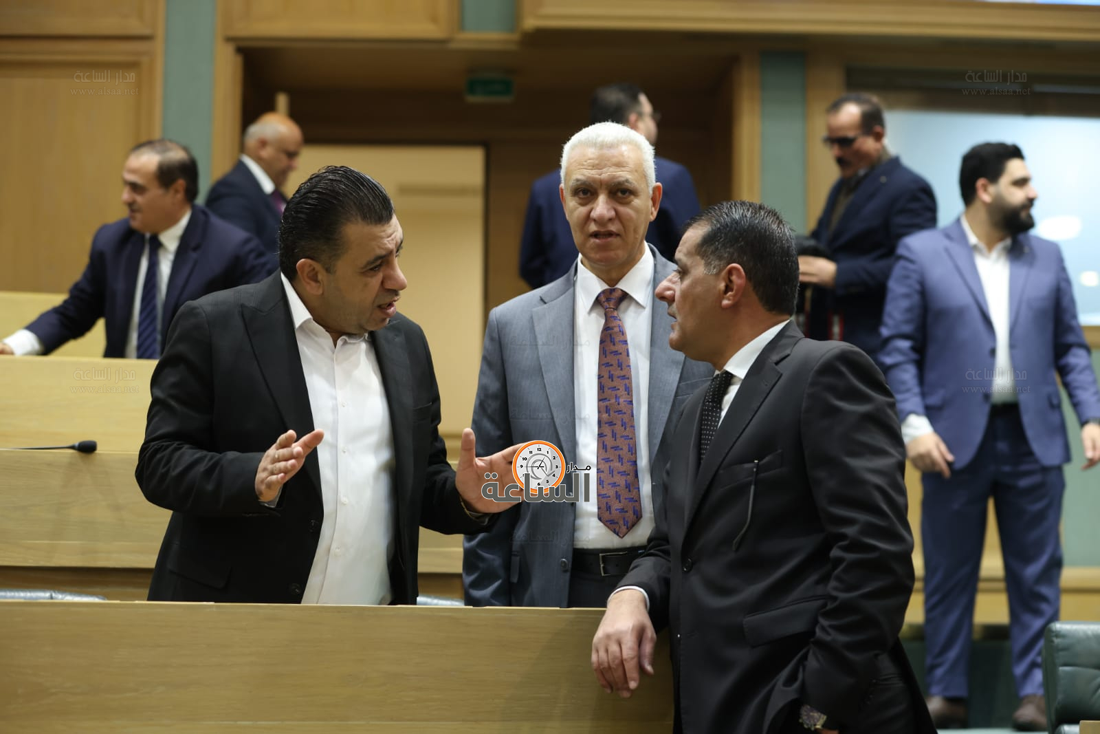 Madar Al-Saa Images 0.5772286425206892