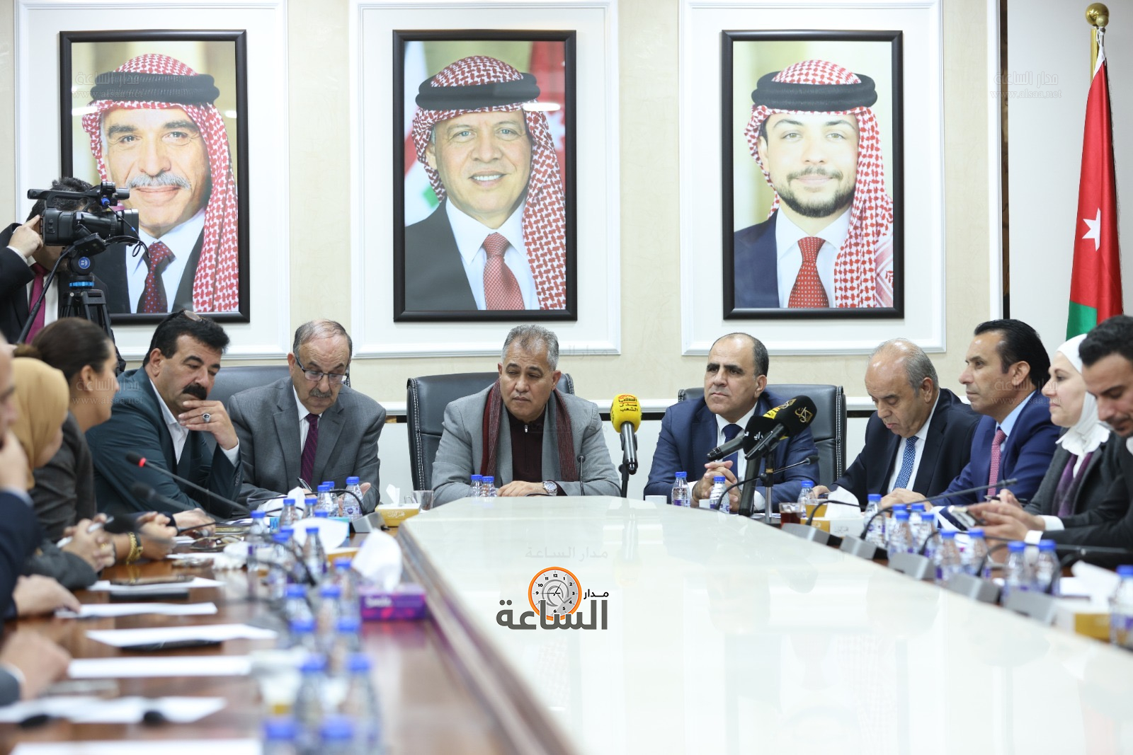 Madar Al-Saa Images 0.2080265822658669