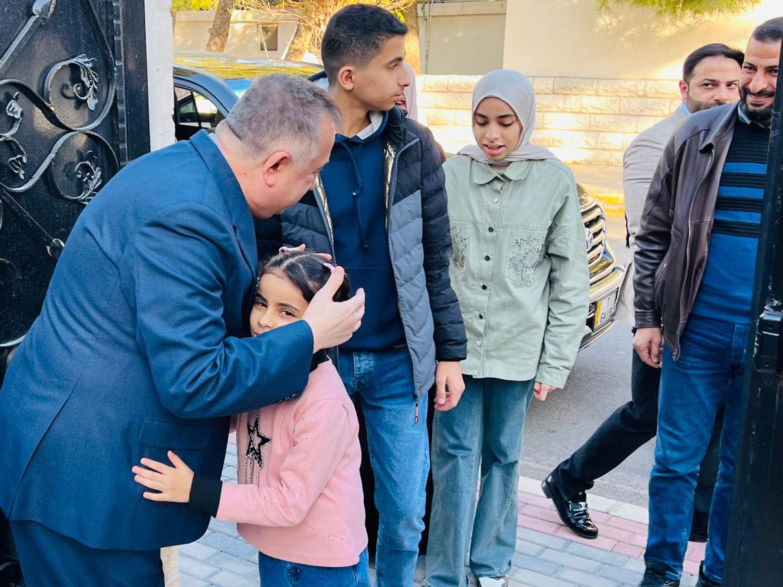 Madar Al-Saa Images 0.22732693856262254