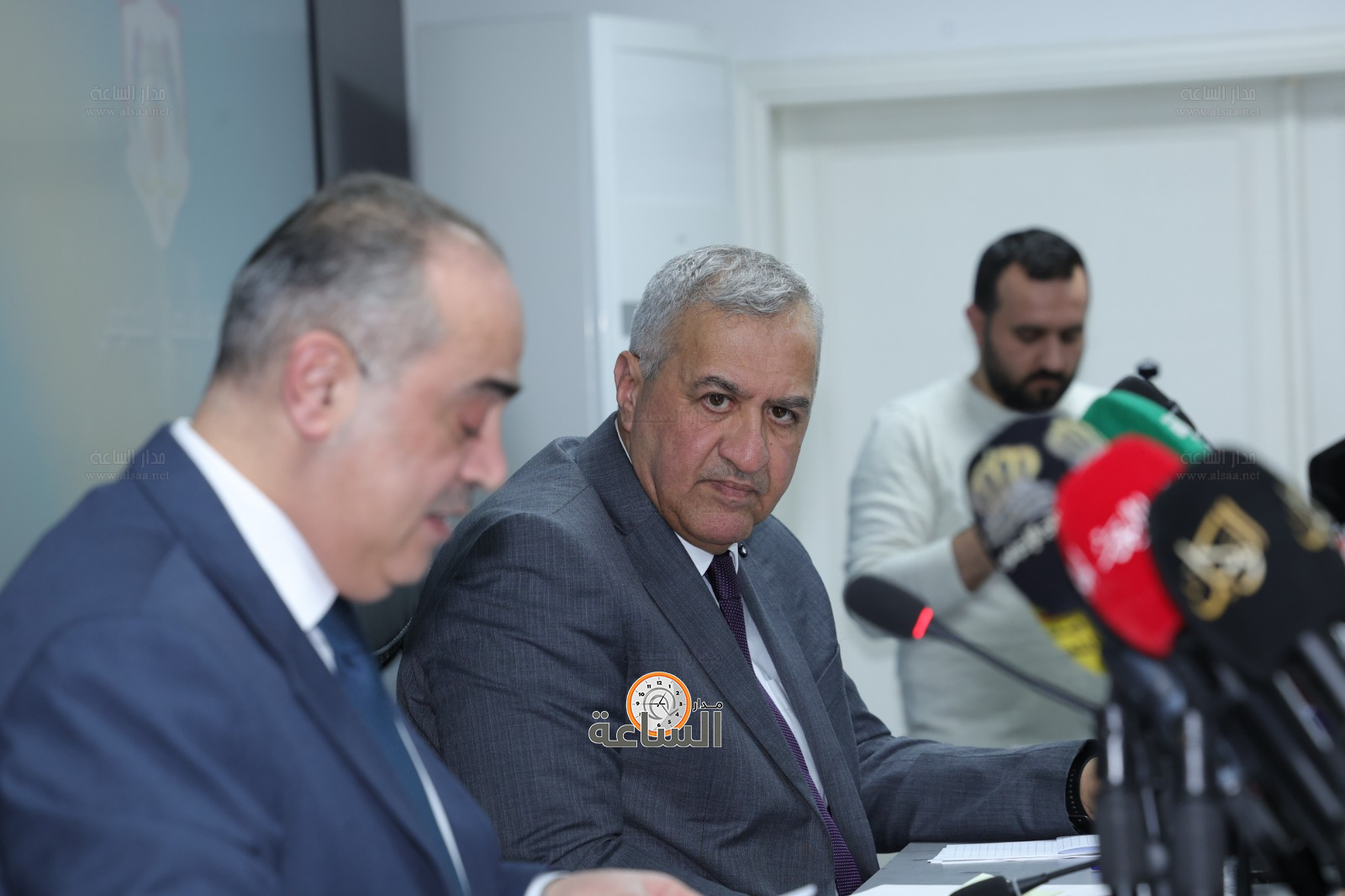 Madar Al-Saa Images 0.9008213045394854