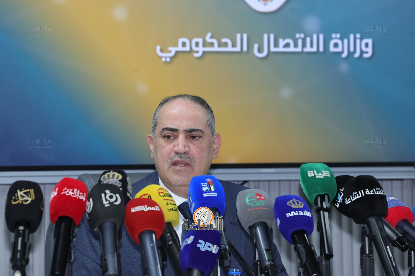 Madar Al-Saa Images 0.5547451844811014