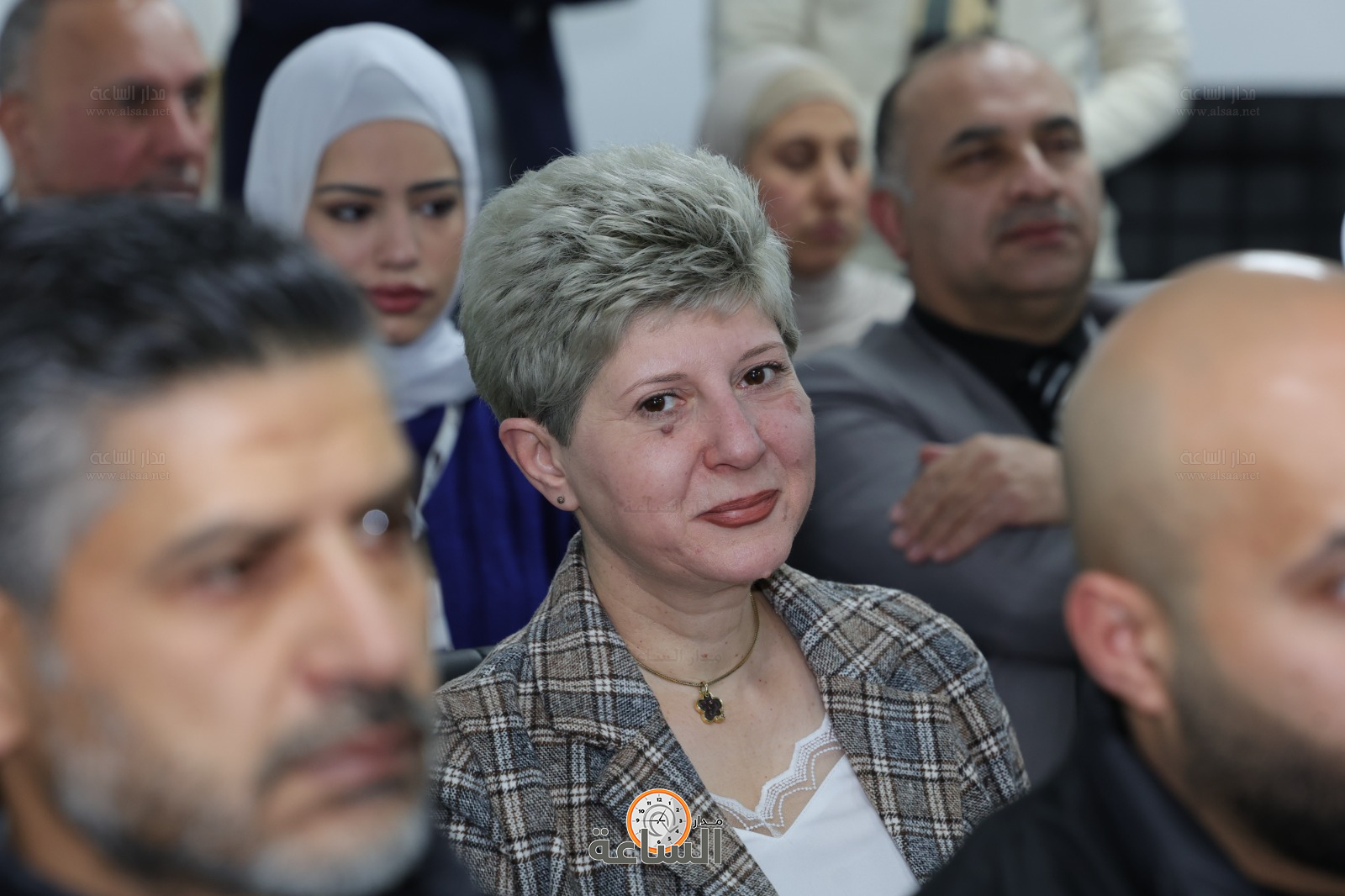 Madar Al-Saa Images 0.8792629940329925