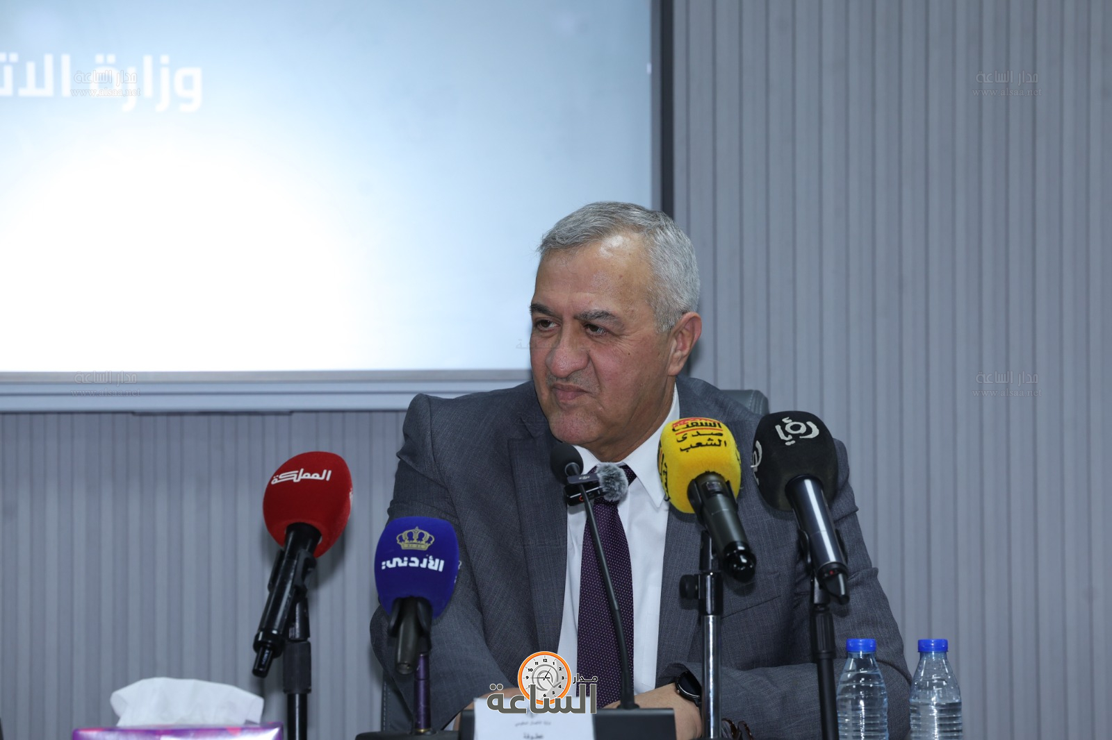 Madar Al-Saa Images 0.9839236112220967