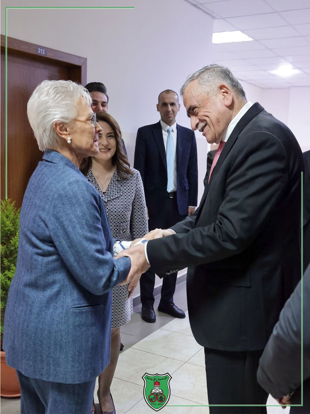 Madar Al-Saa Images 0.53129697467739