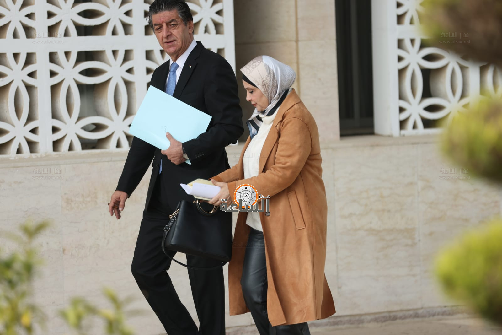 Madar Al-Saa Images 0.739613765494197