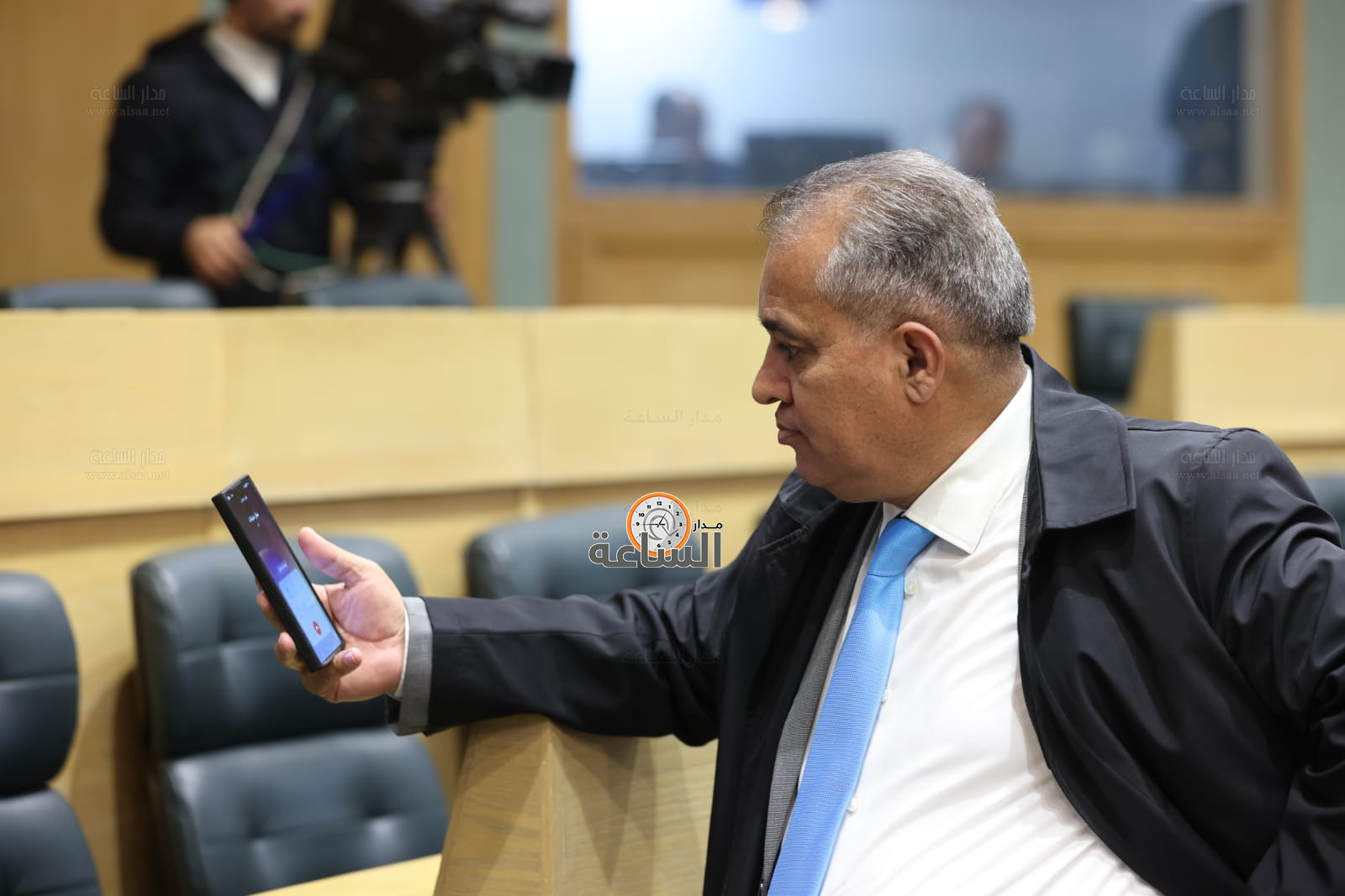 Madar Al-Saa Images 0.44978116216773234