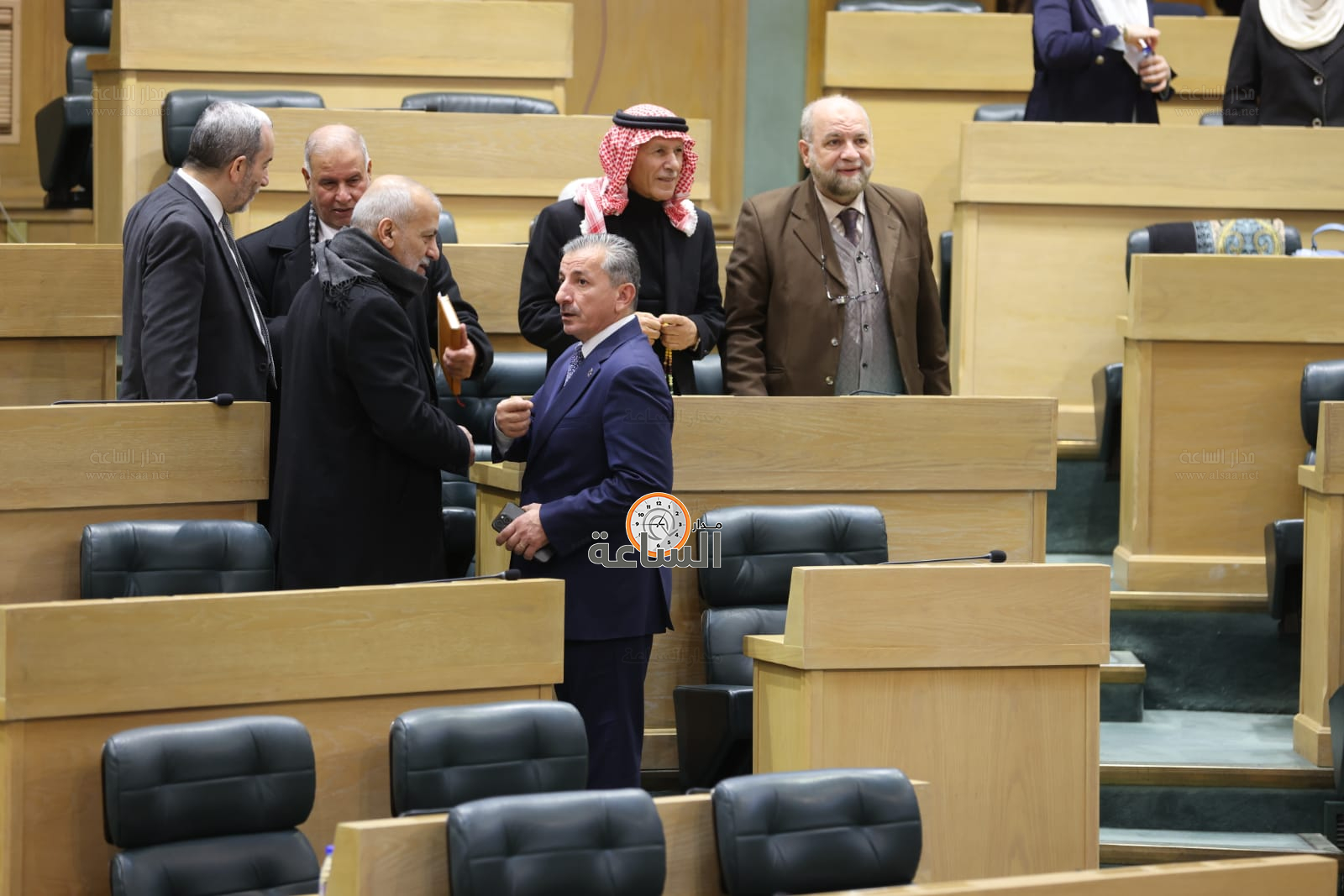 Madar Al-Saa Images 0.5847052475897279