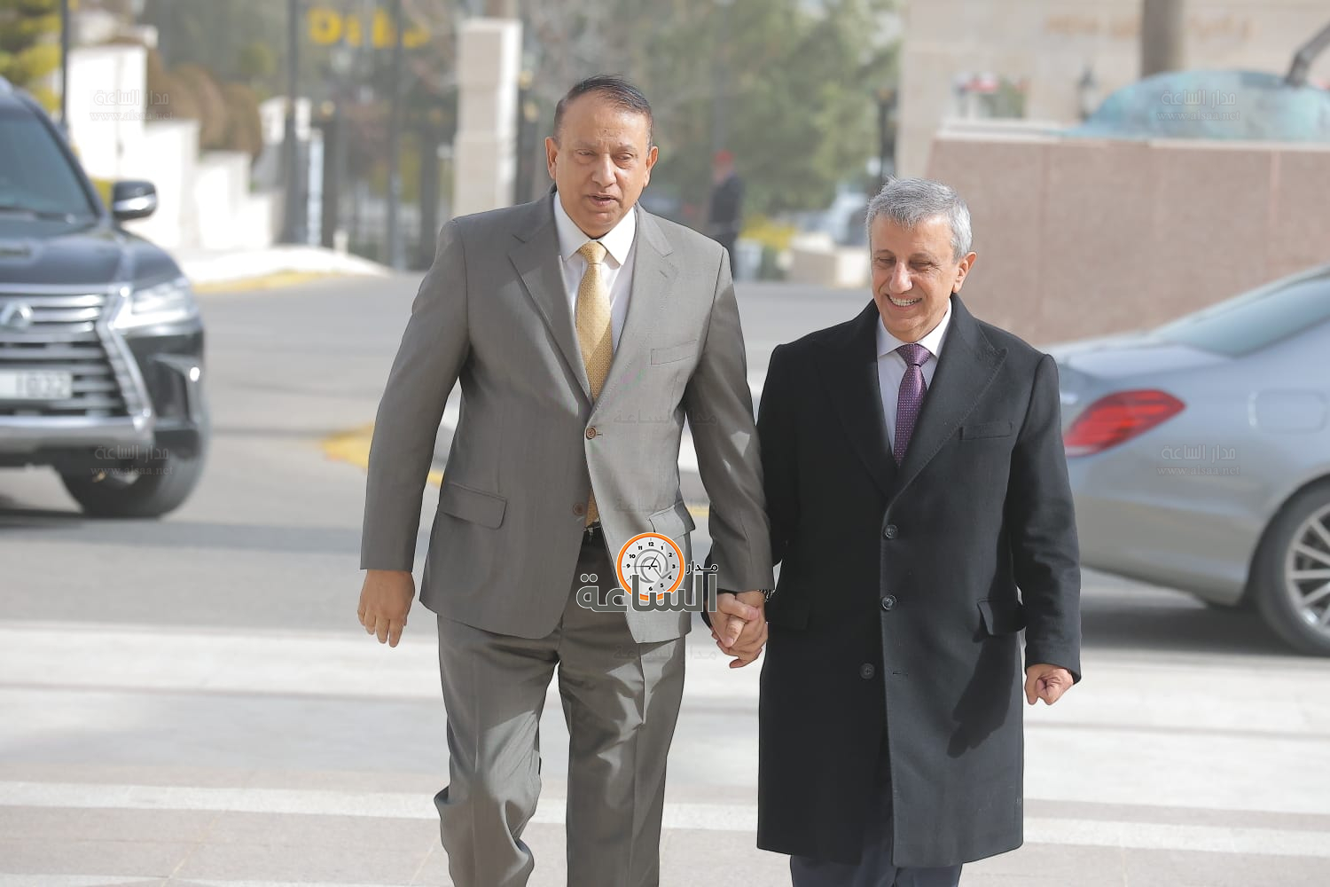 Madar Al-Saa Images 0.44068362971912