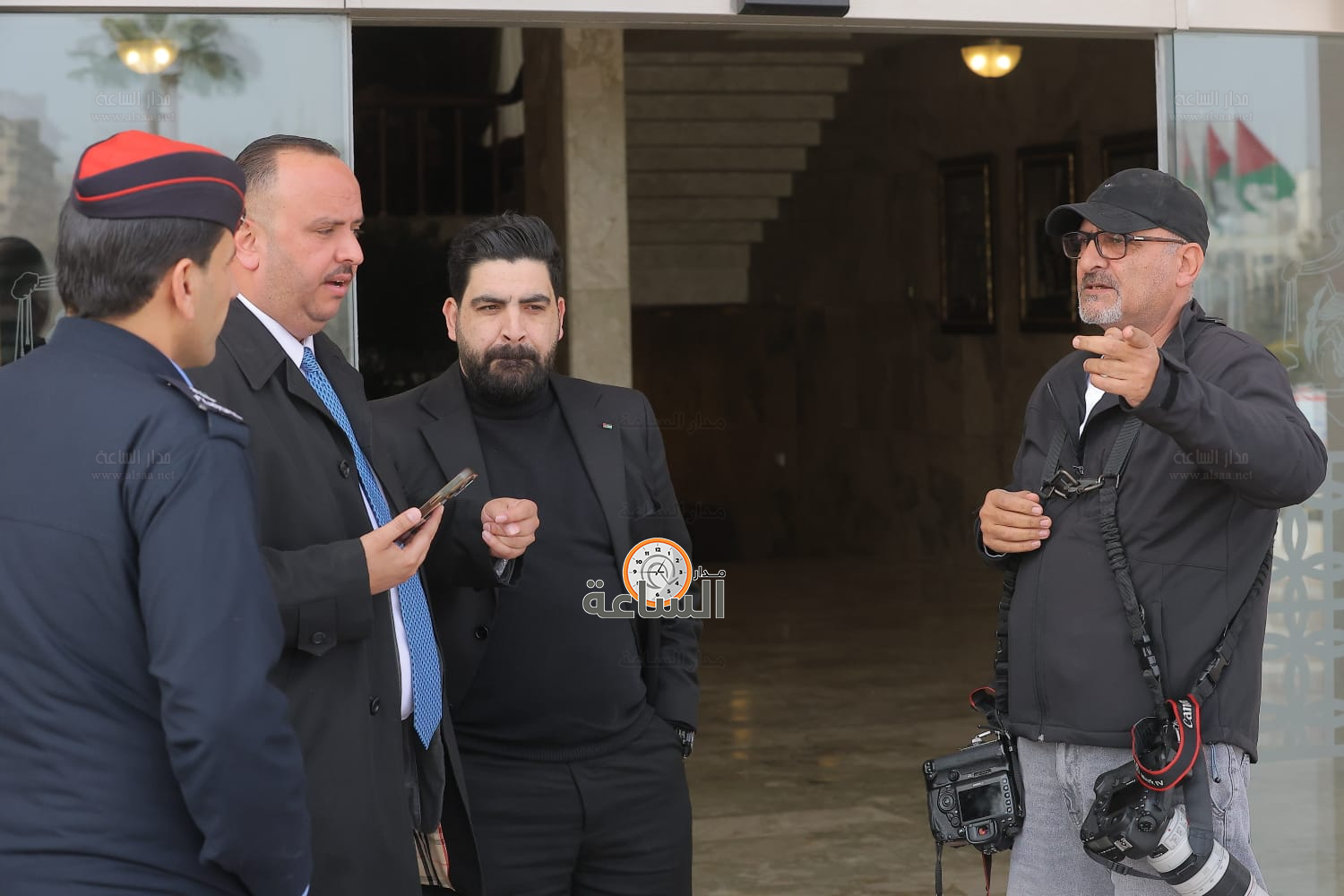 Madar Al-Saa Images 0.6387252835615561