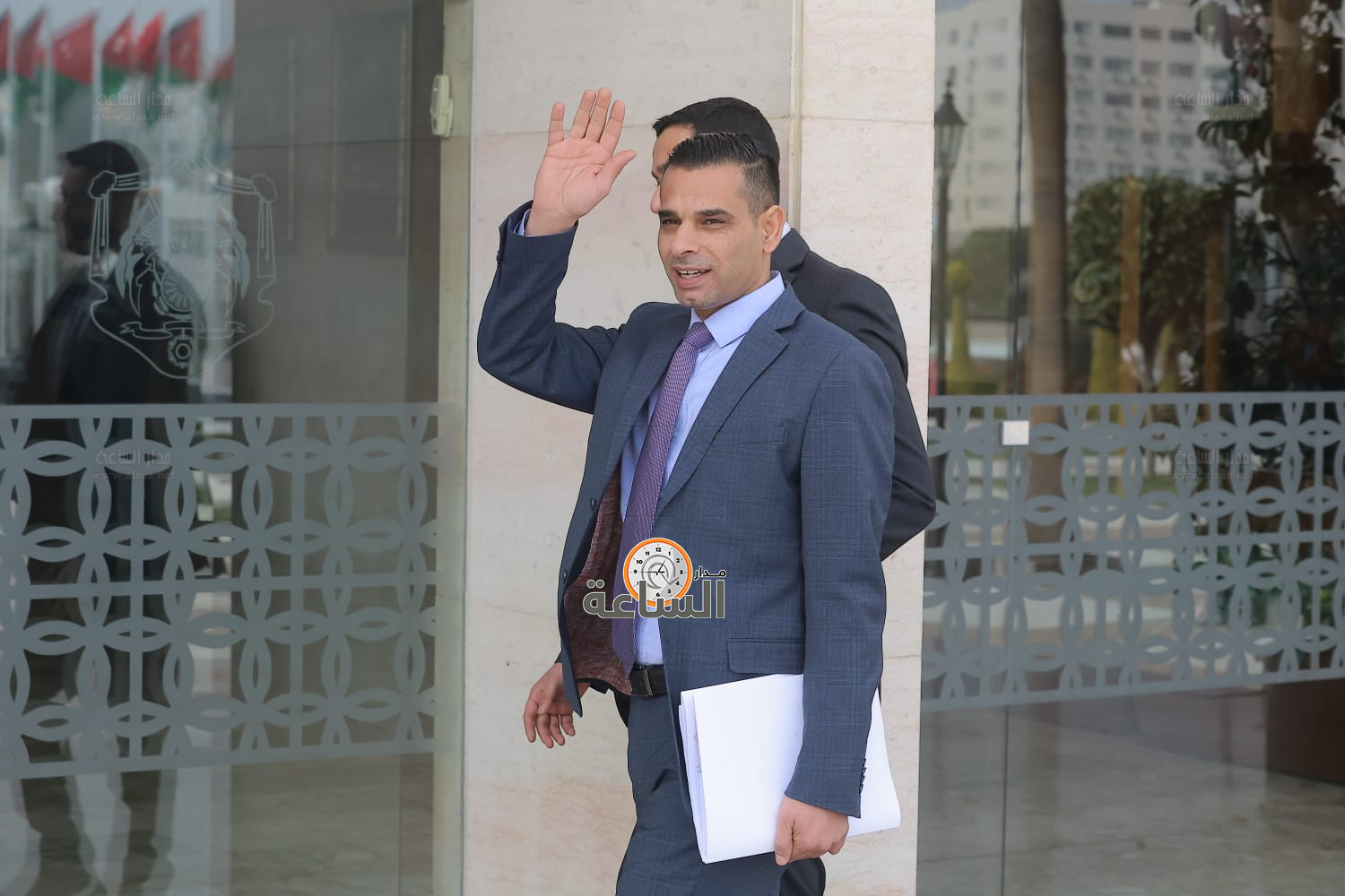 Madar Al-Saa Images 0.6674403392424574