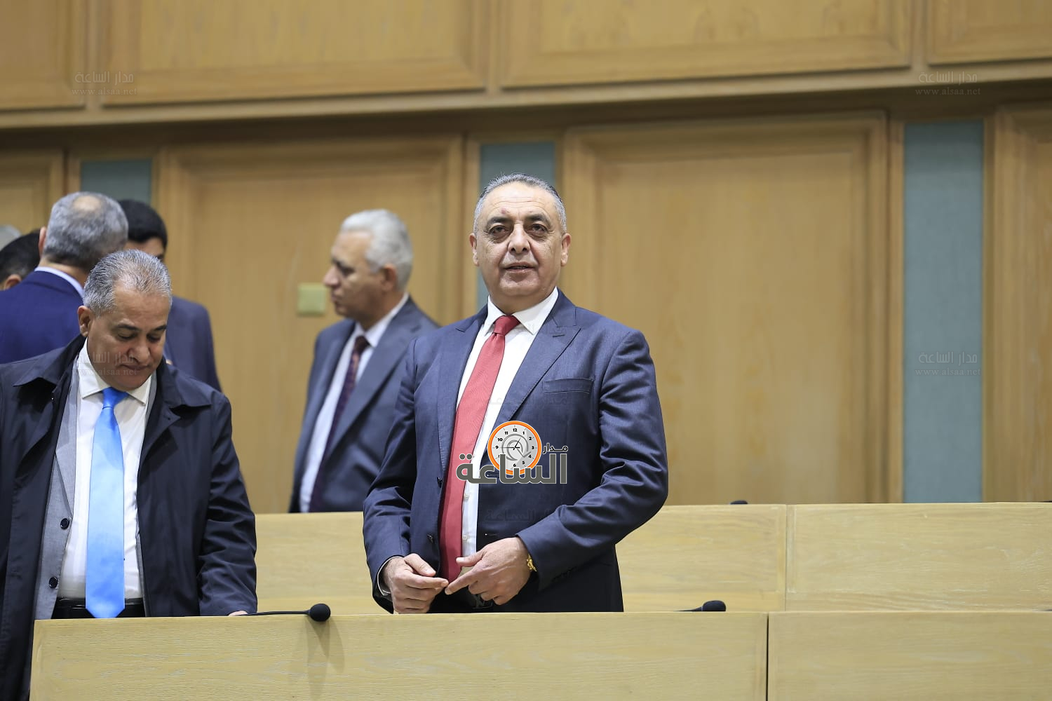 Madar Al-Saa Images 0.35059622622816555