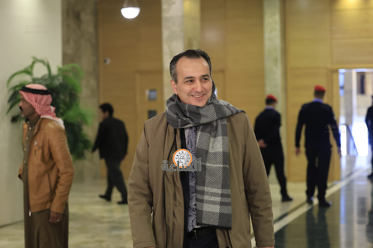 Madar Al-Saa Images 0.694447411162361